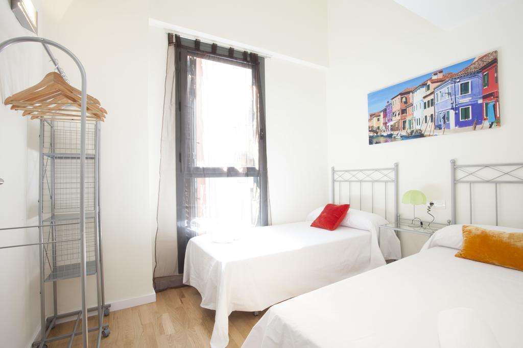 Singularstays Comedias Valensiya Oda fotoğraf